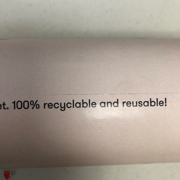 Sisterhood Needlepoint Kit/NEW NWT/ Canvas Mesh Size: 13 holes per in. 8x11in - Picture 11 of 12